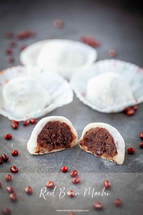 Red Bean Mochi or Lo Mai Chi (糯米糍) | Oh My Food Recipes Pie Glaze Recipe, Red Bean Mochi Recipe, Strawberry Pie Glaze, Pie Glaze, Red Bean Bun, Red Bean Mochi, Tapioca Dessert, Red Bean Soup, Asian Dessert Recipes