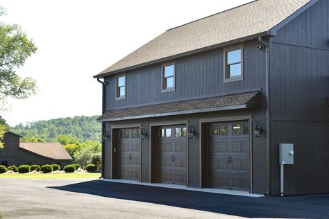 26x40x17 2-Story Garage in Broad Run, VA (RDA22020) - Superior Buildings Two Story Attached Garage, Tall Garage Ideas, 2 Story Garage Apartment, Brown Garage Doors, 3car Garage, Brown Garage Door, Breezeway Ideas, Two Story Garage, 3 Car Garage Plans