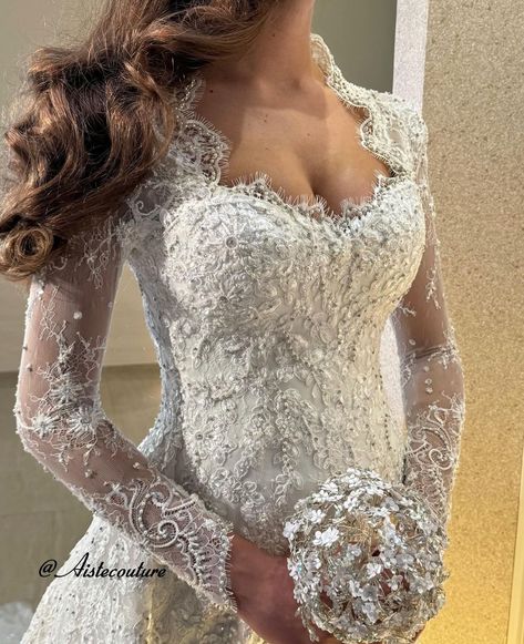 Wedding Dress Types, Wedding Dressses, Bride Dress Simple, Classy Gowns, Classy Wedding Dress, Stylish Wedding Dresses, Pretty Wedding Dresses, Fancy Wedding Dresses, Bridal Dresses Lace