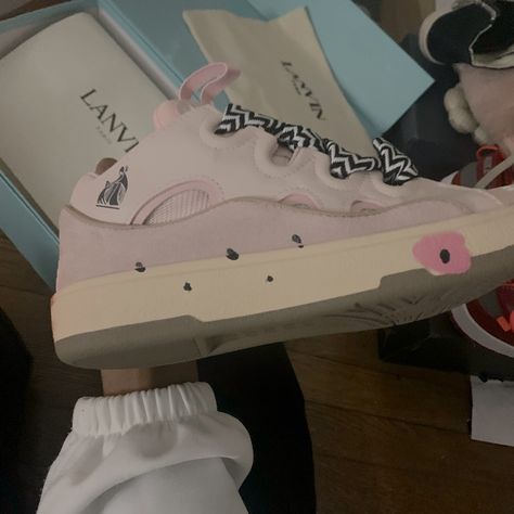 Luxury Designer Pink Lanvins Shoe.Comes With Dustbag. These Shoes Are Have Not Been Used And Are Brand New. Size 8.5 In Women’s Fake Shoes, Paris Shoes, Lanvin Sneakers, Lanvin Shoes, Thanks For Shopping, Shoes Pink, Brown Sneakers, Leather Cap, Shoes Color