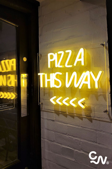 Check out the eye-catching LED neon logos, artwork, and wall signs we made for Italian restaurants, pizzerias, takeaways and food trucks across the UK. Our talented team designed and made illuminated logos, interior light signs, door and window signage, outdoor branded selfie signs, and animated LED neon art for these and many other hospitality businesses. What Custom Neon sign would choose for a pizza restaurant? Restaurant Signs Outdoor, Neon Pizza Sign, Pizza Neon Sign, Pizza Restaurant Design Interior Ideas, Pizza Place Aesthetic, Pizza Store Design, Pizza Restaurant Design Interior, Pizza Interior Design, Pizza Shop Interior