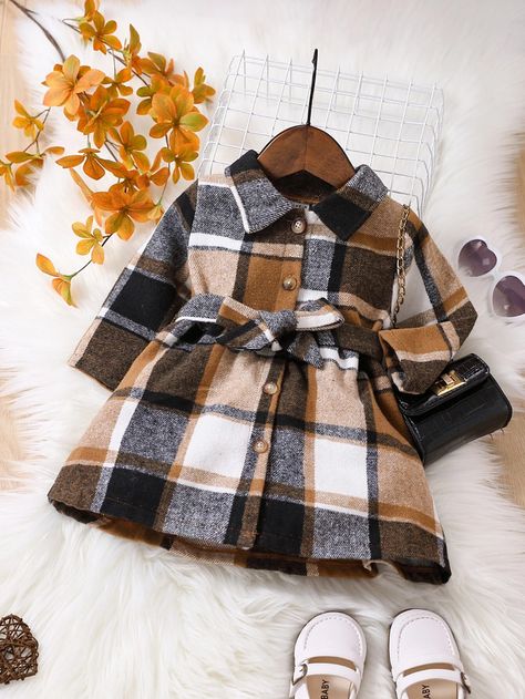 Baby Plaid Print Belted Coat | SHEIN USA Plaid Flannel Dress, Baby Clothes Patterns Sewing, Winter Baby Clothes, Plaid Baby, Baby Coat, Baby Clothes Patterns, Kids Fashion Dress, Girls Outerwear