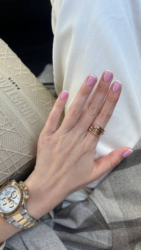 Rosie Huntington Whiteley Nails, Gigi Hadid Nails, Pink Chrome Nails, Plain Nails, Brittle Nails, Skin Nails, Healthier Skin, Clean Nails, Elegant Nails