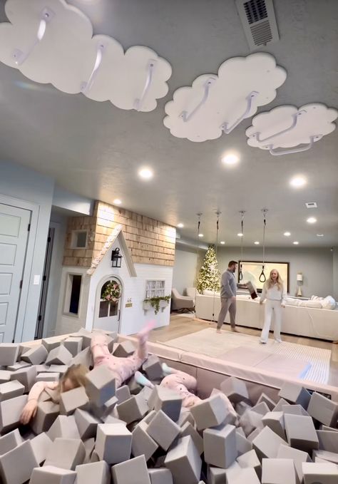 Playroom Town Ideas, Dream Playroom Kids, Preppy Playroom, Indoor Playground Basement, Playroom Ideas For Older Kids, Playroom Aesthetic, Family Basement Ideas, Finished Basement Playroom, Aesthetic Playroom