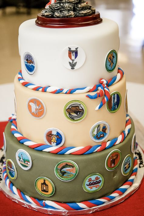 Eagle Scout Ceremony Food, Eagle Scout Court Of Honor Cakes, Eagle Scout Sheet Cake, Eagle Scout Court Of Honor Decorations, Eagle Scout Court Of Honor Table, Eagle Scout Cake, Girl Scout Gold Award, Eagle Scout Ceremony, Eagle Scouts