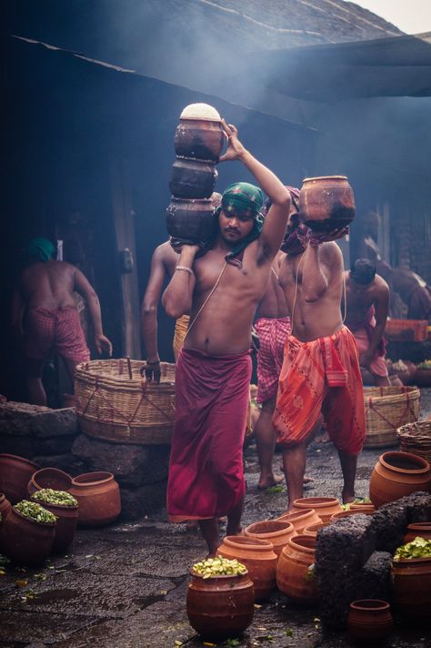 Puri , Odisha , India. Odisha Culture Photography, Puri Odisha Aesthetic, Jagganath Lord Puri, Odisha Aesthetic, Puri Jagganath, Odisha Photography, Utkal Divas, Odisha Culture, Puri Jagannath Temple