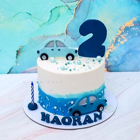 Blue Car Cake, Vehicle Cakes For Boys, Cake Ideas For Baby Boy, Car Cakes For Boys, Baby Cake Design, Baby Boy Birthday Cake, Birthday Cake Decorating Ideas, Cake Kids, Simple Cake Designs