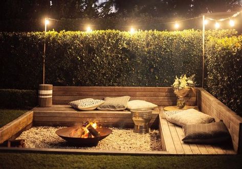 Sunken Fire Pits, Outdoor Fire Pit Designs, Cool Fire Pits, Fire Pit Seating, Backyard Seating, Backyard Fireplace, Fire Pit Area, Backyard Landscape, Fire Pit Designs