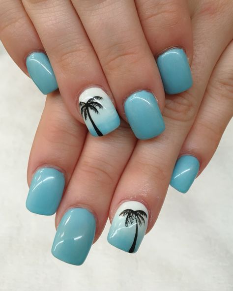 Nails Design For Florida, Gel Nails For Tropical Vacation, Teal Palm Tree Nails, Beach Design Nails Summer Time, Short Acrylic Nails Beach Designs, Summer Vacation Pedicure, Blue Nails With Palm Tree, Beach Nail Designs Vacations Simple, Summer Nails Palm Tree Tropical