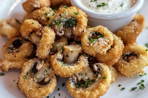 Crispy Fried Mushrooms Recipe – Perfectly Crunchy Every Time - Tastye Recipes Crispy Fried Mushrooms, Trumpet Mushrooms Recipe, Fried Mushrooms Recipe, Trumpet Mushrooms, Mushrooms Recipes, Fried Mushrooms, Mushroom Recipes, Bread Crumbs, Step By Step