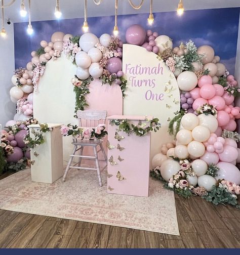 Baptism Balloon Arch, My Fairy First Birthday, Girly Winter, Sugarplum Fairy, Winter Wonderland Party, Floral Inspiration, Wonderland Party, 1st Bday, Balloon Arch