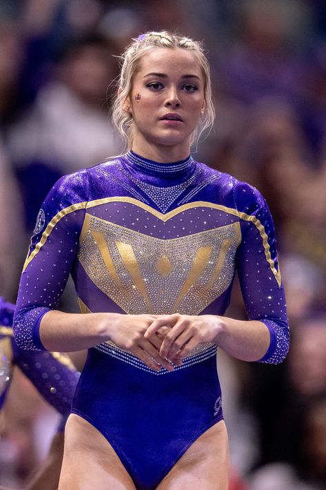 Olivia Dunne (LSU Tigers) #ncaa #gymnastics Lsu Gymnastics Leotards, Ncaa Gymnastics, Lsu Gymnastics, Olivia Dunne, Floor Exercise, Smoothie King, Fantasy Portraits, Artistic Gymnastics, Female Gymnast