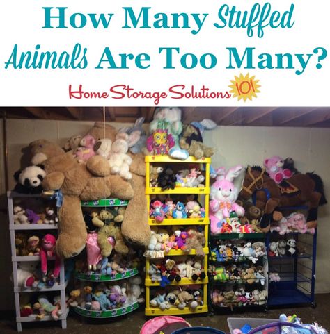 Tips for decluttering stuffed animals, including how to identify how many stuffed animals are too many {on Home Storage Solutions 101} Big Stuffed Animal Storage, Large Stuffed Animal Storage, How To Store Stuffed Animals, Stuff Animal Storage Ideas, Diy Stuffed Animal Storage, Organize Stuffed Animals, Stuffed Animal Storage Ideas, Declutter 365, Stuffed Animal Displays