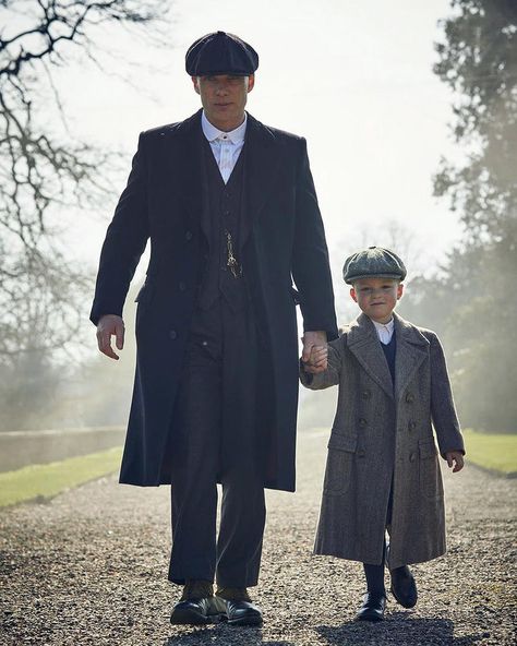 Peaky Blinders Peaky Blinders Merchandise, Peaky Blinders Costume, Peaky Blinders Season, Peaky Blinders Series, Peaky Blinders Tommy Shelby, Cillian Murphy Peaky Blinders, Herren Style, Mary Shelley