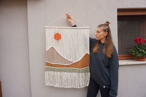 Tapestry Landscape, Macrame Wall Hanging Ideas, Toy Kitchen Accessories, Pola Macrame, Boho Waves, Large Macrame Wall Hanging, Woven Tapestry, Large Macrame, Weaving Patterns