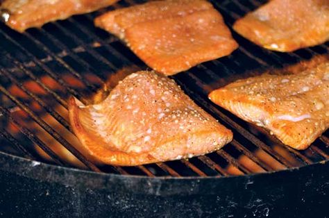 Smoked Pink Salmon Recipes, Weber Smoker, Christening Food, Salmon Brine, Pink Salmon Recipes, Smoked Salmon Brine, Smoked Salmon Chowder, Smoker Ideas, Dry Brine