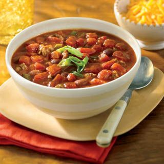 Red Gold Chili Recipe | Farm Flavor Red Gold Chili Recipe, October Food, Chipotle Chili, Chili Recipe Easy, Beef Chili, Chili Recipe, Sunday Dinner, Crushed Tomatoes, Hot Chili