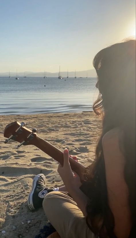 Guitar On The Beach Aesthetic, Playing Guitar On The Beach, Beach Music Aesthetic, Olivia Photoshoot, Rabbit Photoshoot, Guitar On The Beach, Ukulele Aesthetic, Beach Bum Aesthetic, Ocean Music