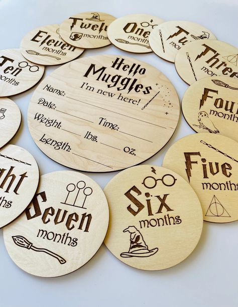 Wizard Baby Announcement Gift for New Mom Baby Shower Gift | Etsy Harry Potter Baby Nursery, Baby Harry Potter, Harry Potter Nursery, Nerdy Baby, Harry Potter Baby Shower, Cricut Baby, Birth Announcement Sign, Pregnancy Announcement Gifts