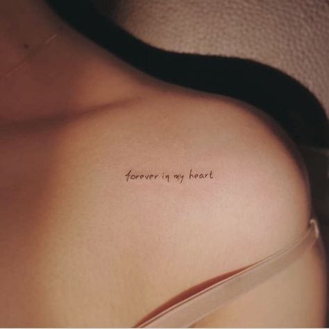 Elegant Shoulder Tattoos For Women, Shoulder Quotes, Simple Quote Tattoos, Targaryen Tattoo, Girl Power Tattoo, Quote Tattoos, Dragon Tattoo For Women, Planet Tattoos, Tattoo Simple