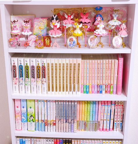 Manga Library, Library Bedroom Ideas, Shoujo Manga Bookshelf, Library Bedroom, Kawaii Bedroom, Otaku Room, Barbie Room, Cute Bedroom Ideas, Manga Collection