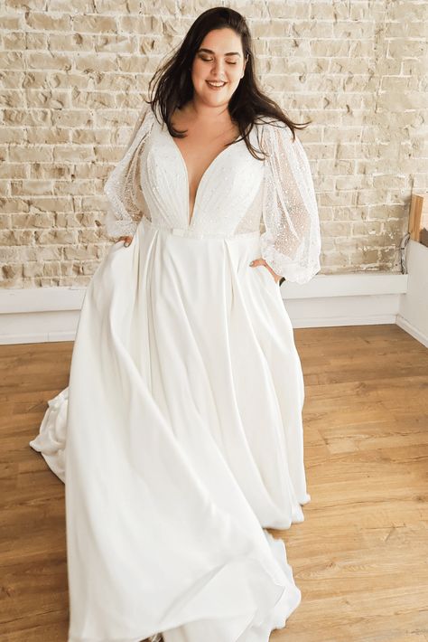 Meagan_Star Dust Collection Plus Size Wedding Gown, Wedding Dresses For Curvy Women, Plus Size Gown, Studio Levana, Curvy Wedding, Plus Size Bridal Dresses, Wedding Dresses Whimsical, Plus Size Wedding Dress, Timeless Wedding Dress