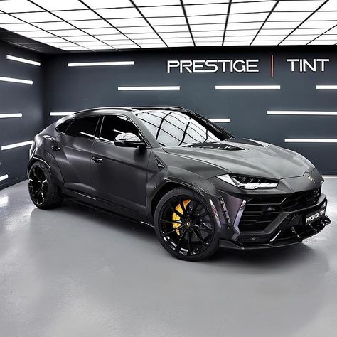 Lamborghini Urus Customized, Lamboginigini Urus, Lambo Truck, Dream Cars Lamborghini, Luxury Cars Range Rover, Concept Vehicles Sci Fi, Lamborghini Urus, High End Cars, Lamborghini Cars