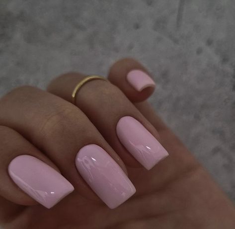 Blush Pink Nails, Nagellack Trends, Light Pink Nails, How To Apply Blush, Work Nails, Blush Nails, Woven Baskets, Acrylic Nails Coffin Short, Nagel Inspo