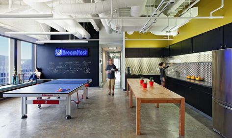 Dreamhost office game room Startup Office, Office Break Room, Office Pantry, Cool Office Space, Office Games, Office Space Design, Corporate Interiors, Office Layout, Cool Office