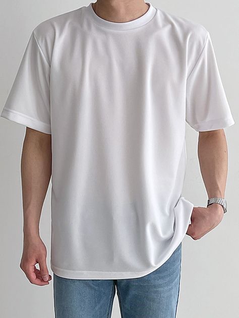 Plain White T Shirt Outfit Men, White Tshirt And Jeans Outfit Men, White Tshirt Outfit For Men, White T Shirt Outfit Men, Men White T Shirt, White Tshirt And Jeans, Mockup Camisa, White Tshirt Outfit, White Tee Men