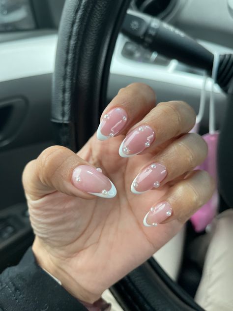 French Almond Nails With Pearls, French Ombre Nails With Pearls, French Tip Almond Nails With Pearls, Short Almond French Tip Nails With Pearls, Almond Shape French Tip With Pearls, Almond Shape Pearl Nails, Almond French With Pearls, Almond French Tip With Pearls, Nude Nails With Pearls