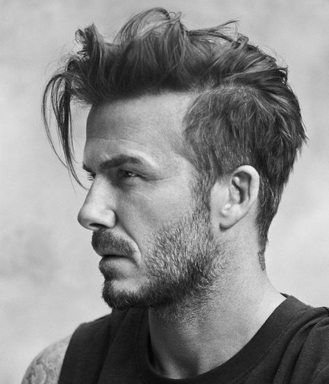 If you are going to best saloon for your new haircut, beard style like a sports man David Beckham hairstyle then here you can find his latest look pictures. David Beckham Haircut, Beckham Haircut, Mens Messy Hairstyles, David Beckham Hairstyle, Side Part Haircut, Round Face Men, Mens Hairstyles Fade, Mens Hairstyles Medium, Quiff Hairstyles