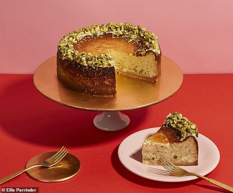 Pistachio CheesecakeBy Annie Bell Published: 00:03 BST, 19 April 2020 | Updated: 00:03 BST, 19 April 2020 If you like pistachio ice cream, you’ll love Pastry Photoshoot, Pistachio Cheesecake Recipe, Food Photography Cake, Pistachio Cheesecake, Food Photography Dessert, Healthy Chips, Baked Cheesecake, Pudding Dessert, Pistachio Ice Cream