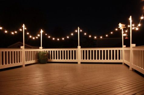 18 Fascinating Ideas Of Backyard Hanging Lights Outdoor Deck Lighting, Deck Lights, Porch Railing, Cool Deck, Deck Plans, Rooftop Deck, Diy Deck, Deck Lighting, Deck Railings