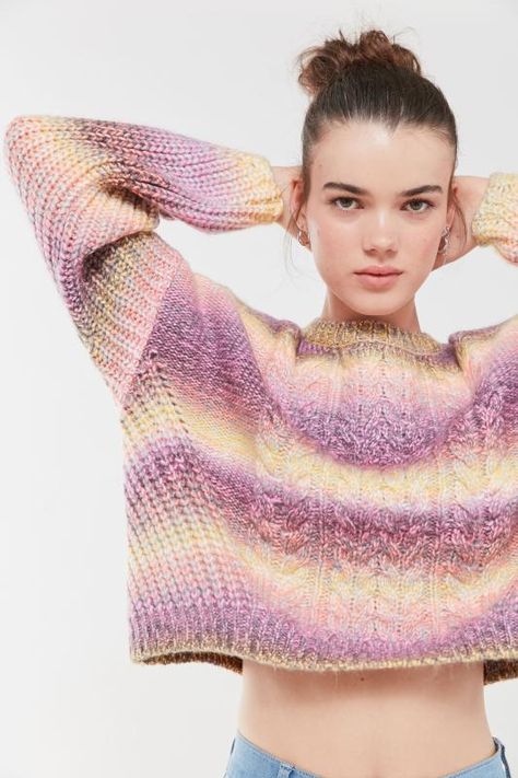 Sweaters + Cardigans for Women | Urban Outfitters Korea Dreamy Space, Knitwear Trends, Winter Knitwear, Ombre Pink, Sweater Trends, Sweater Crop, Sweater Pullover, Cable Knit Sweater, Silhouette Cut