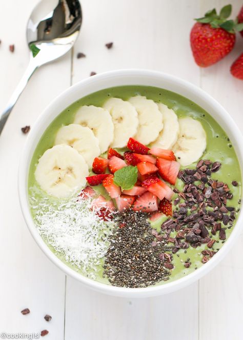 Matcha Green Tea Smoothie Bowl - Matcha Green Tea Smoothie, Matcha Green Tea Recipes, Green Tea Smoothie, Tea Smoothie, Green Tea Recipes, Matcha Smoothie, Matcha Recipe, Matcha Green Tea Powder, Smoothie Bowl Recipe