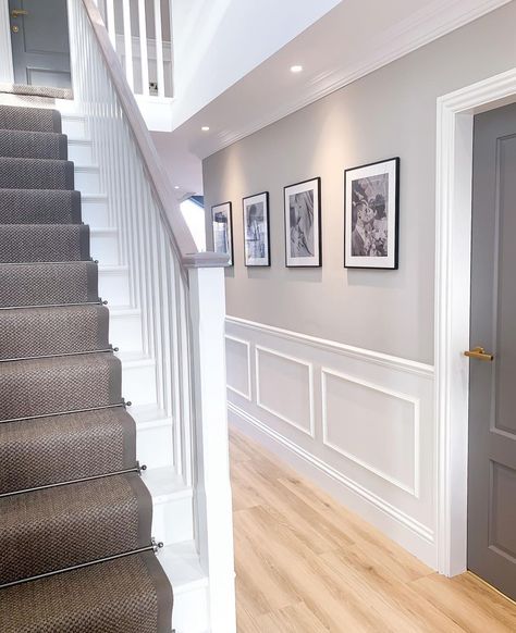 Panelled Hallway Lighting, Large Hall Stairs And Landing Decor, Hallway White Panelling, Wall Paneling Ideas Corridor, Georgian Decor Interior Design, Silver Hallway Ideas, Grey And Beige Hallway, Hallway And Stair Panelling, Waines Coating Hallway