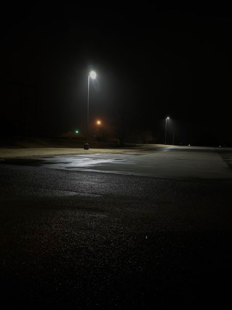 #scary #empty pc:@zavery_s on insta Aesthetics Of Emptiness, Empty City Aesthetic, Empty Aethstetic, Empty Parking Lot, Scary Night, Empty Inside, Empty Road, Bios Para Instagram, Huge Dogs