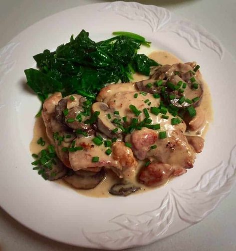 Jacques Pépin’s Poulet a la Crème (Chicken in Cream Sauce) Chicken In Cream Sauce, Jacques Pepin Recipes, Cream Sauce For Chicken, Jacques Pepin, Canadian Cuisine, Moroccan Cooking, Irish Cuisine, Spring Dishes, Jacque Pepin