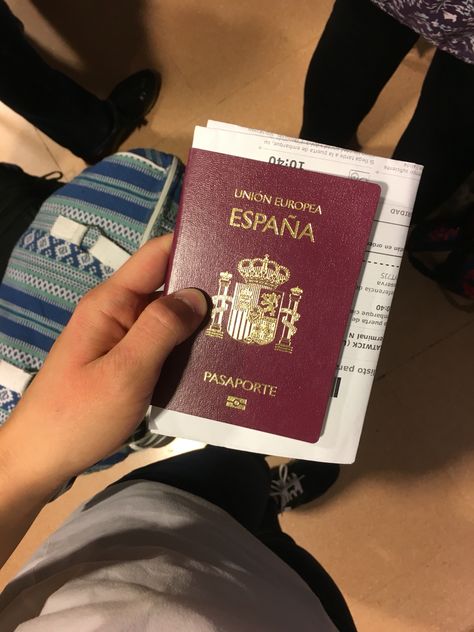 Passport Spanish Passport, Birth Certificate Online, Biometric Passport, Passport Office, Canadian Passport, Passport Pictures, Visa Online, Passport Online, Business Visa