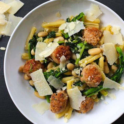 Pasta with Sausage, Broccoli Rabe and White Beans Sausage Broccoli Pasta, Broccoli Rabe And Sausage, Homemade Swedish Meatballs, Sausage Pasta Recipe, Sausage Broccoli, Cream Gravy, Pasta With Sausage, Broccoli Rabe, Turnip Greens