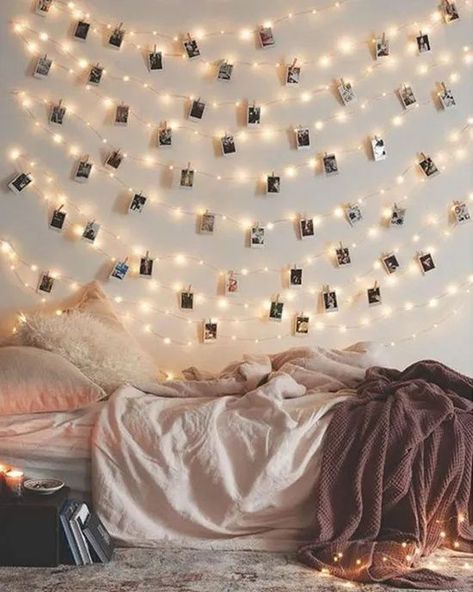 Dorm Electronics Everyone Needs To Have Fairy Lights Decor, Led Fairy String Lights, Fairy Lights Bedroom, Bedroom Decor For Couples, Tumblr Rooms, Teen Girl Room, Wedding Wall Decorations, Dorm Bedroom, Dorm Room Essentials