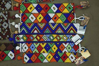 The Zulu community basically uses the beadwork as a way to communicate with each other, just like the old tradition of weddings, men give women engagement rings so others know that they are not... Zulu Traditional Beads, South African Symbols, African Symbols And Meanings, Women Engagement Rings, African Symbols, African Crafts, African Traditions, Contemporary African Art, Symbols And Meanings