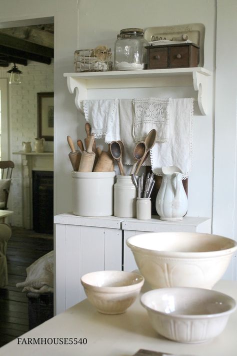 So I have decided to change the "Weekly Inspiration" post title to "Farmhouse Inspiration" since I don't always have the time to do a weekly... Weekly Inspiration, Farmhouse Inspiration, Primitive Kitchen, White Dishes, Antique Kitchen, White Modern Kitchen, Chic Kitchen, Shabby Chic Kitchen, Farmhouse Style Kitchen