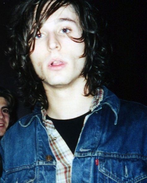 Nick Valensi 2001 Nick Valensi 2001, Nick Valensi, Sorry My Love, Julian Casablancas, The Strokes, York City