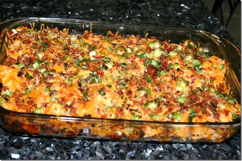 Loaded baked potato and chicken casserole. Baked Potato And Chicken, Buffalo Chicken Casserole, Pollo Guisado, Loaded Baked Potato, Loaded Potato, Loaded Baked Potatoes, Jambalaya, Chicken Casserole, It Goes On