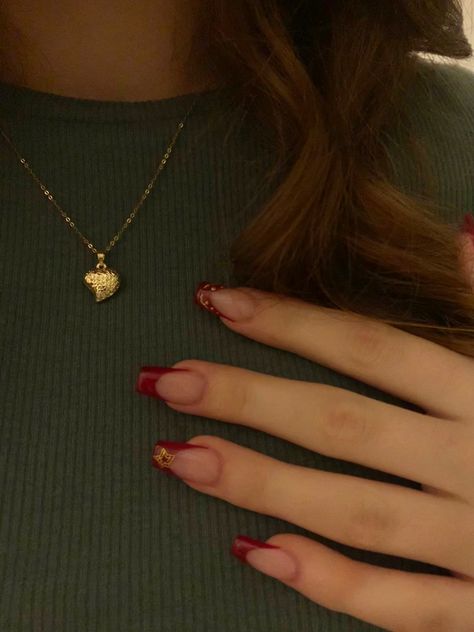 nails, red nails, chrismas nails, french tip, red french nails, jewelry, chain, heart chain, gold jewelry Red And Gold Nails French Tip, French Tip Red, Gold Nails French, Red French Nails, Red French Tip, Nails Jewelry, Red And Gold Nails, Nails French Tip, Red French