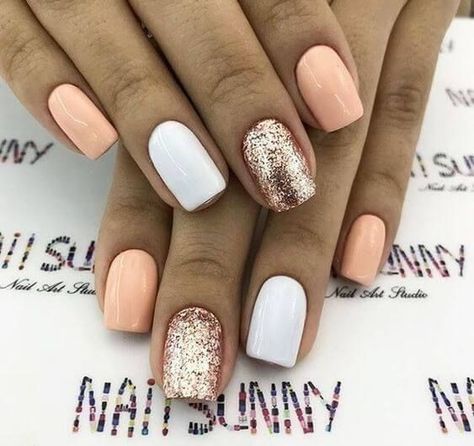 White And Peach Nails, Peach Glitter Nails, White And Glitter Nails, Nail Inspo Glitter, Peach Nails, Classy Nails, White Nails, How To Do Nails, Glitter Nails