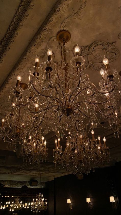 Maggie Macdonald, Snap Streak Ideas Easy, Royalty Aesthetic, Angel Aesthetic, Gold Aesthetic, Watercolor Wallpaper, Old Money Style, Beautiful Chandelier, Home Building Design