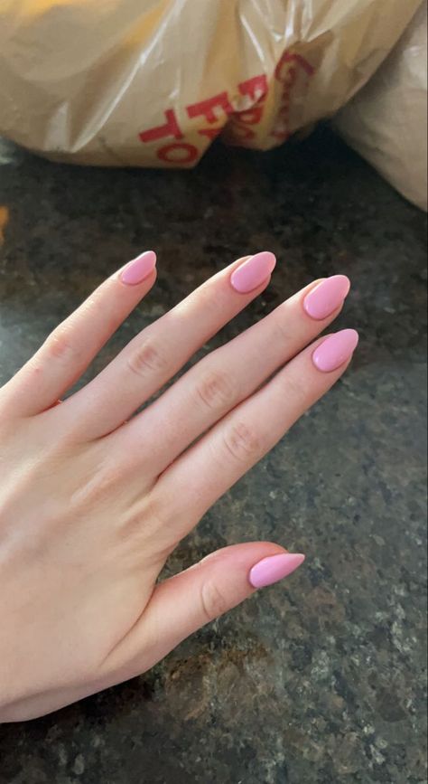 Cute Pink Nail Ideas Almond, Pink Gel Extension Nails Almond, Pastel Pink Oval Nails, Light Pink Barbie Nails, Acrylic Nails Almond Light Pink, Almond Shaped Light Pink Nails, Barbie Nails Short Almond, Short Oval Nails Acrylic Pink, Pink Nails Round Shape